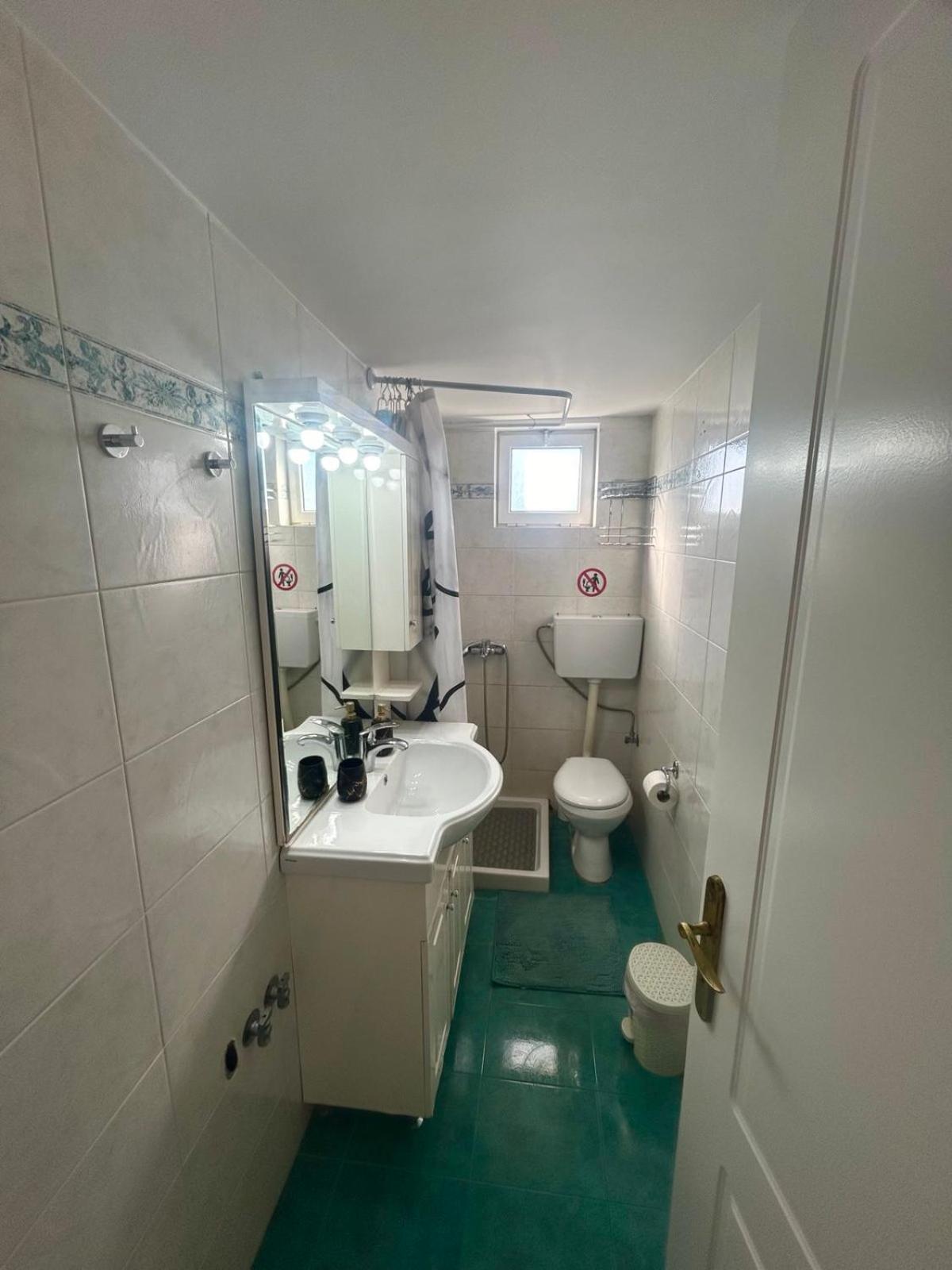 Aktis Apartment Near Airport 阿特米达 外观 照片